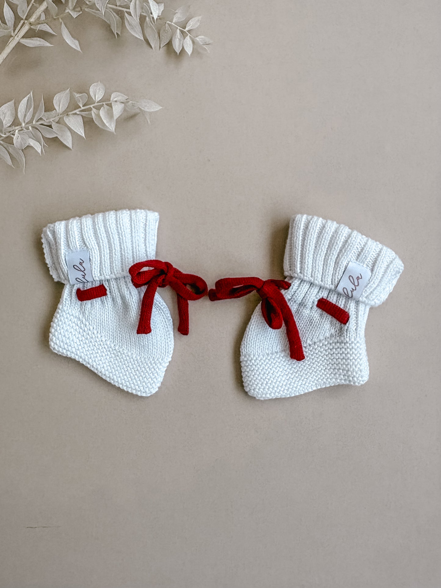 Baby Booties | Chunky Knit | Milk White | Ruby Red Laces