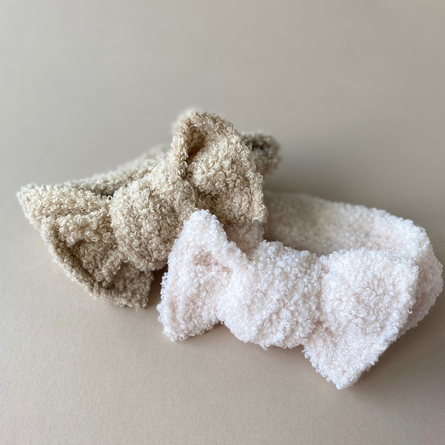 Boucle baby headband - beige and cream