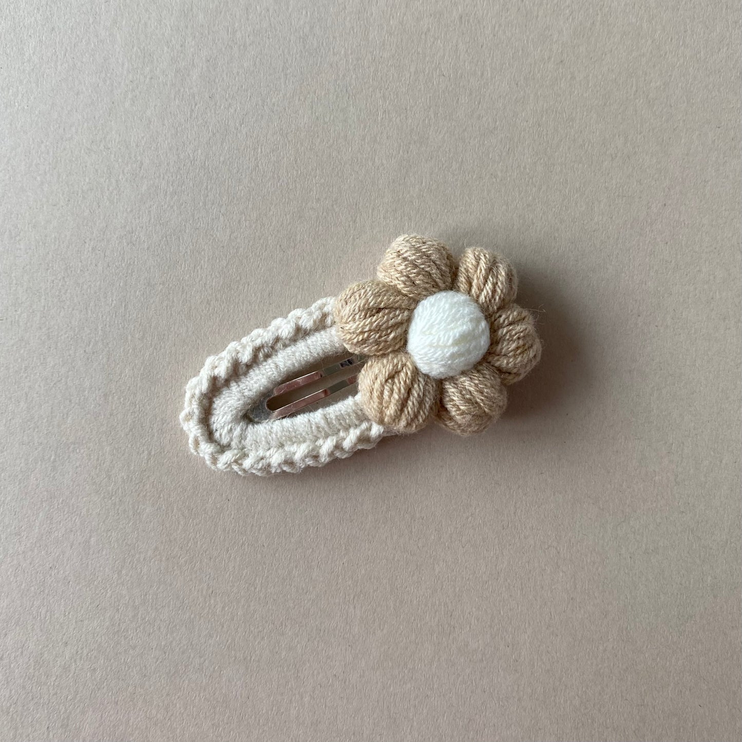 Crochet Daisy Hair Clip | Fawn