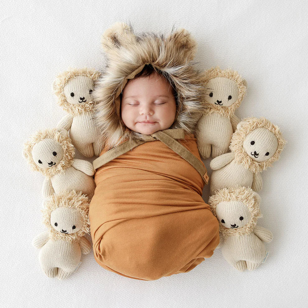 Baby Lion | Cuddle+Kind