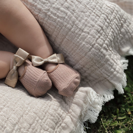 baby socks with bow - beige
