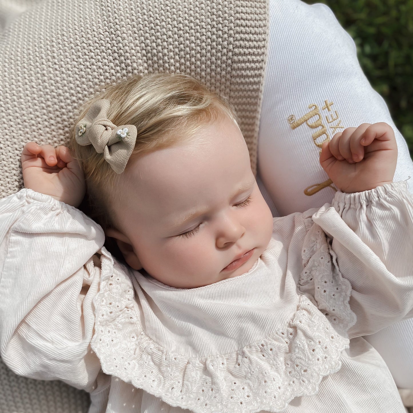 Embroidered Linen Bow | Hair Clip | Beige