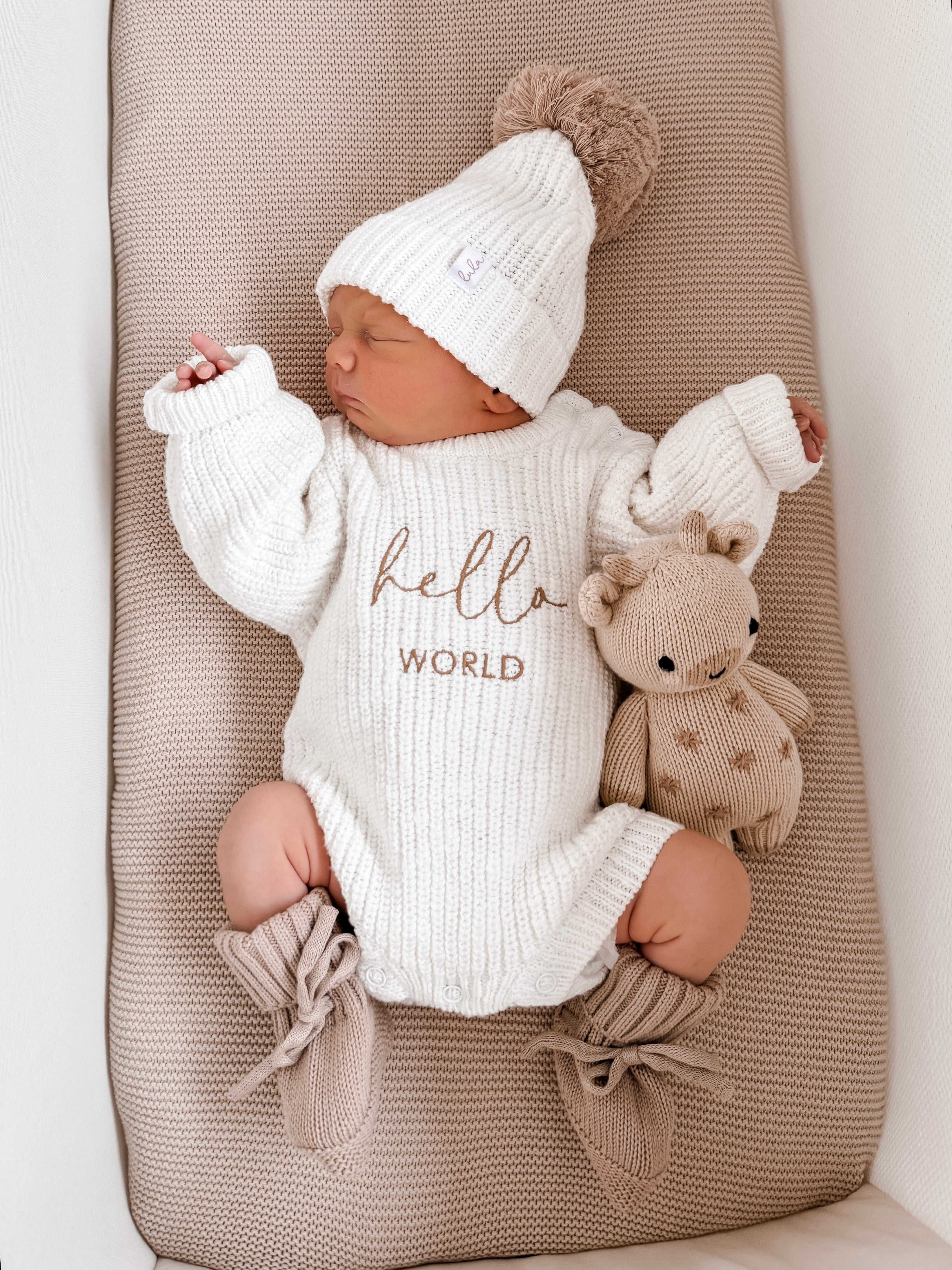 Set Helloworld Set | Hello World Chunky Knit Baby Romper & Booties & Hat | Ivory ...