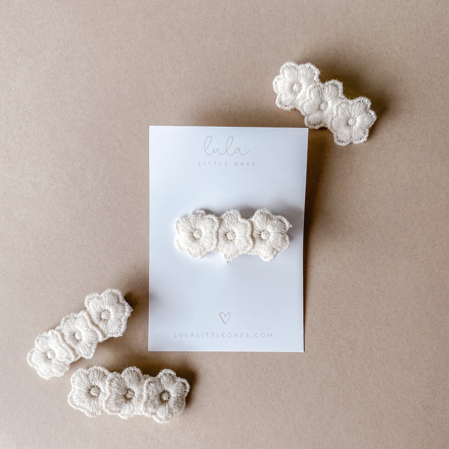 Mini Flower Hair Clip | White Blossom