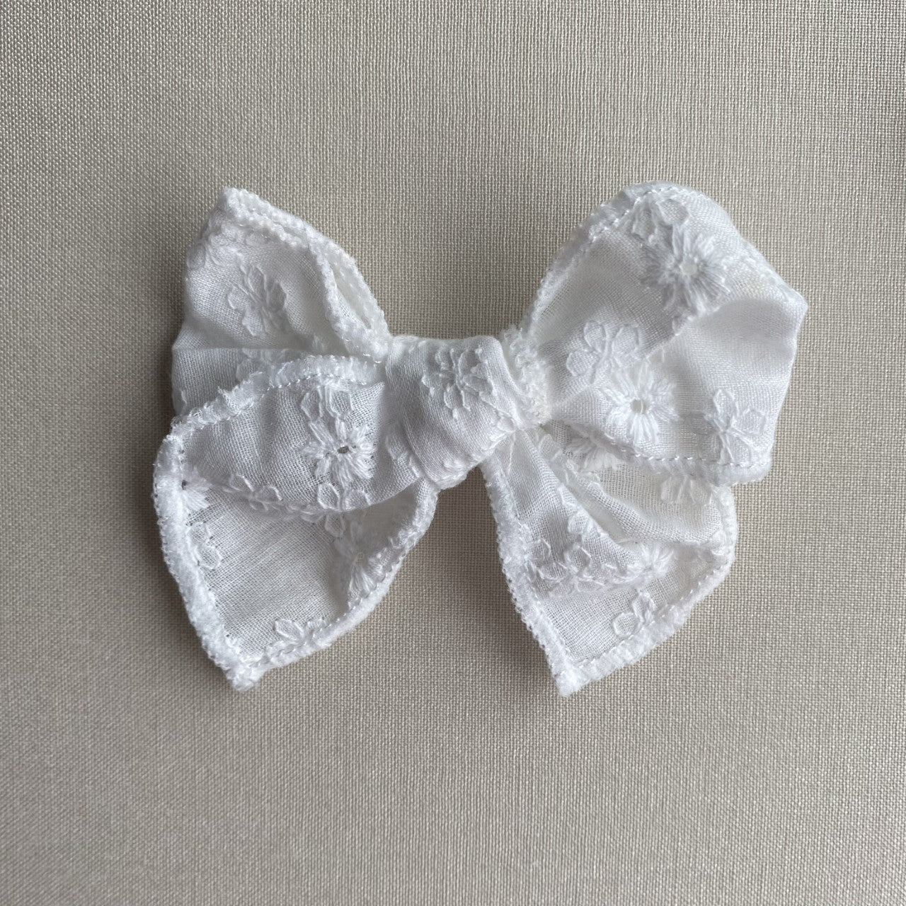 Hair Clip | Embroidered Flowers Bow | Ivory